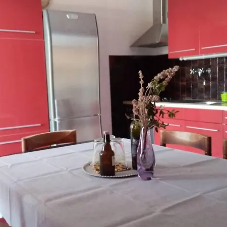 Bernard Sea View Appartement *